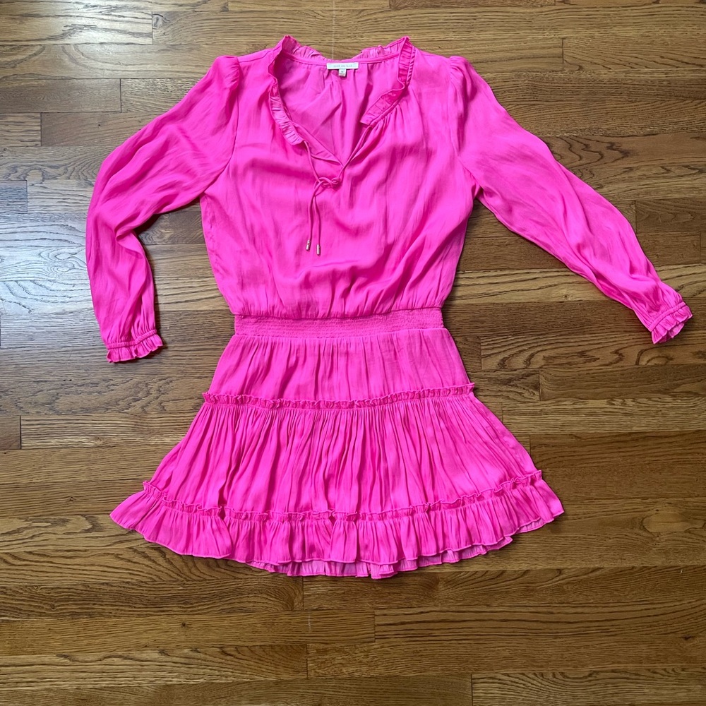 Hot pink Skies Are Blue Sz M elastic waist mini dress